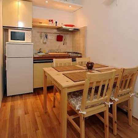 Pistura スプリト